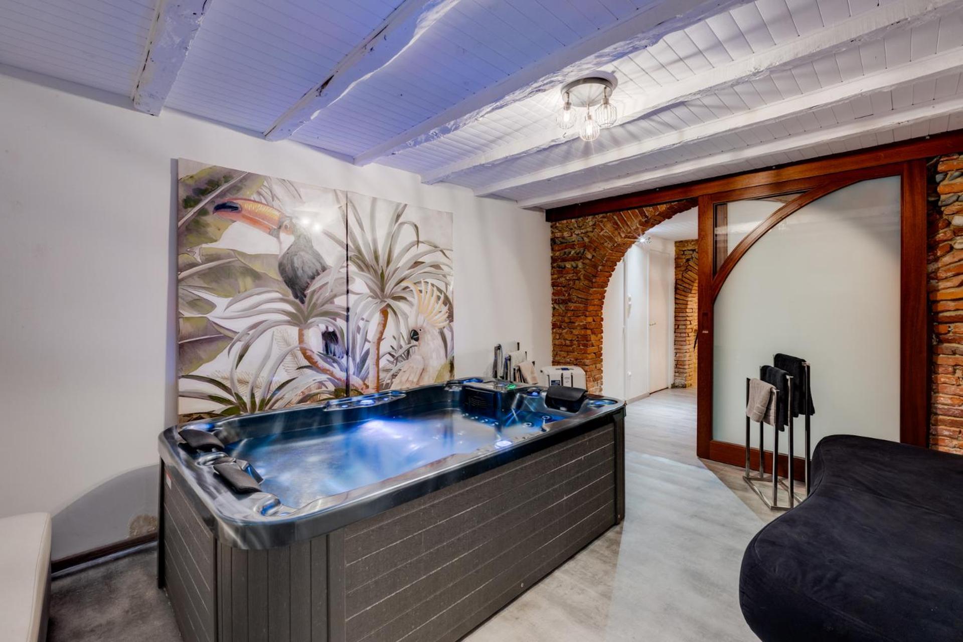 Appartement Spacieux 90m2 Jacuzzi, Standing,bien-etre *